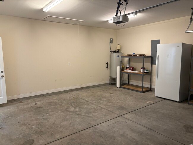 Building Photo - 292 Clearwater Dr