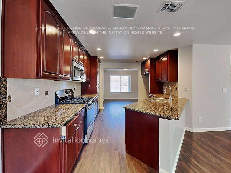 Building Photo - 4505 Country Run Way