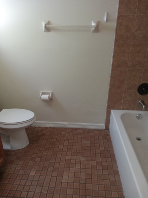 Building Photo - 761 Maderia Ct