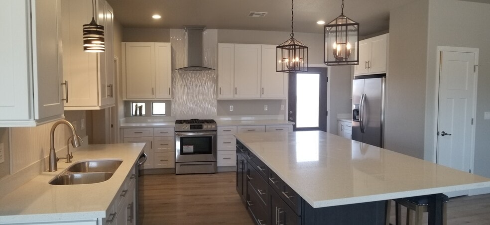 Building Photo - 1795 E Moonflower Ln