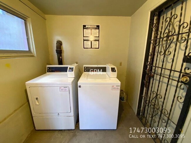 Building Photo - Cozy 1BR in the Westlake Area