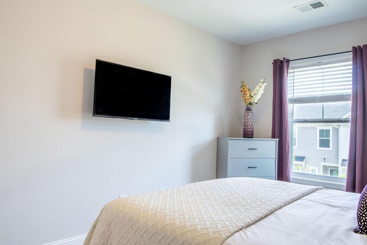 Building Photo - 751 Jacobs Millpond Rd