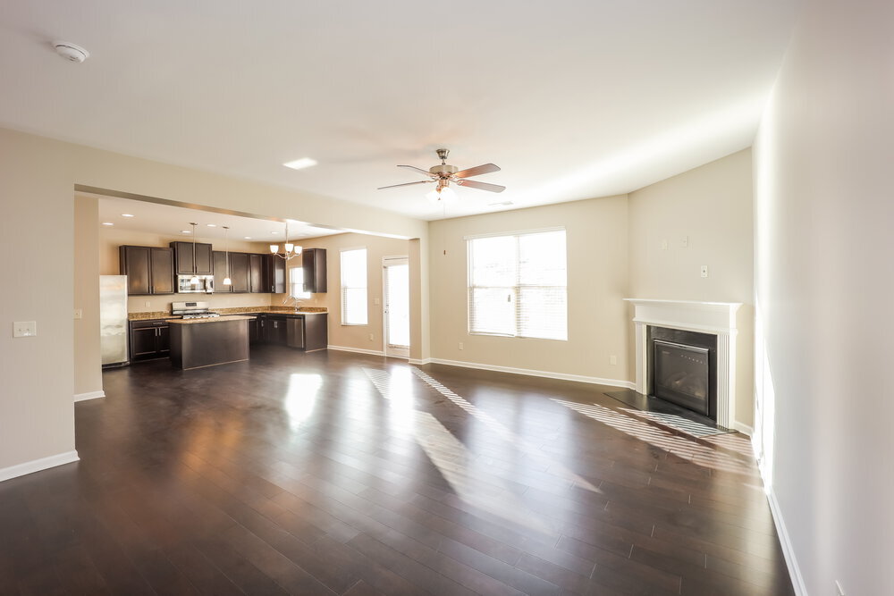 Building Photo - 5259 Cantbury Way