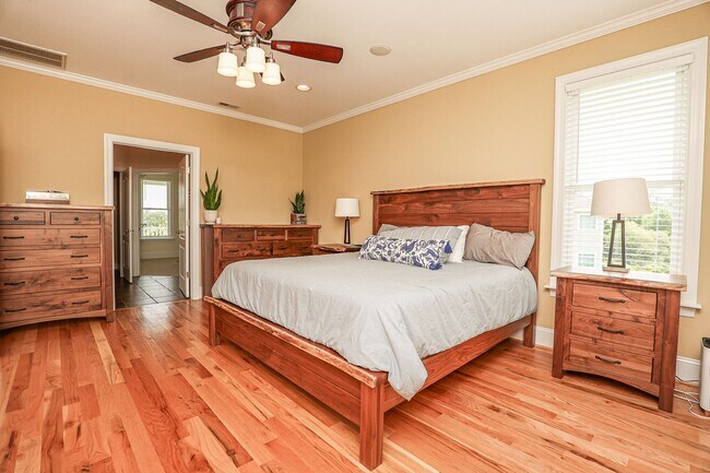 Building Photo - A Rental Like No Other!