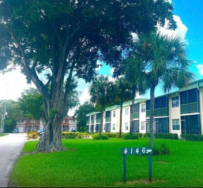 Building Photo - 4147 NW 90th Ave