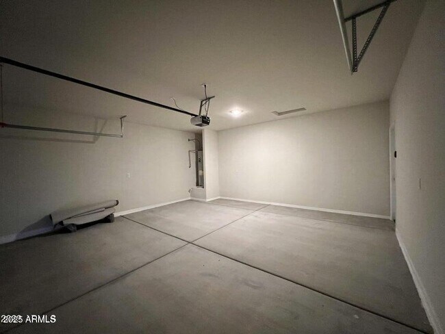 Building Photo - 1168 W Falls Canyon Dr