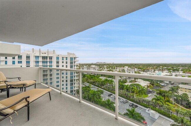 Building Photo - 2841 N Ocean Blvd