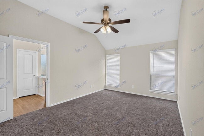 Building Photo - 324 Greenhaven Dr