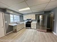 Building Photo - 6 Magnolia Ave