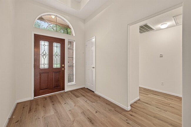 Building Photo - 14819 Appaloosa Ave