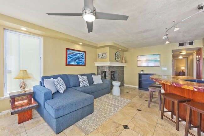 Building Photo - 111 Edgewater Pl