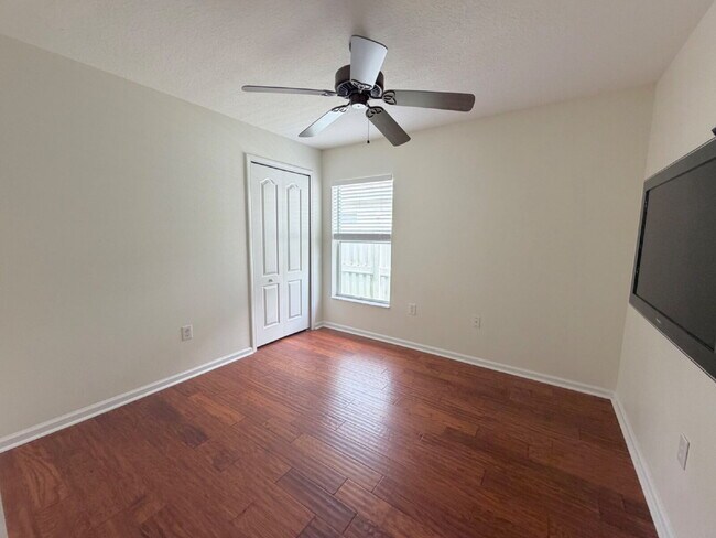 Building Photo - "Pool home! 3-Bed, 2-Bath Haven in Wesley Chapel"