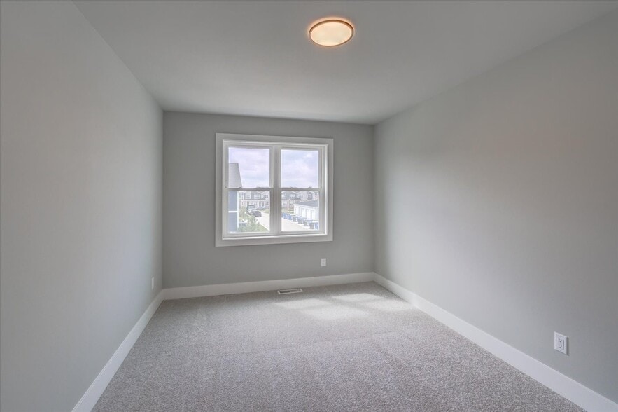 Building Photo - 4866 Suelo Rd