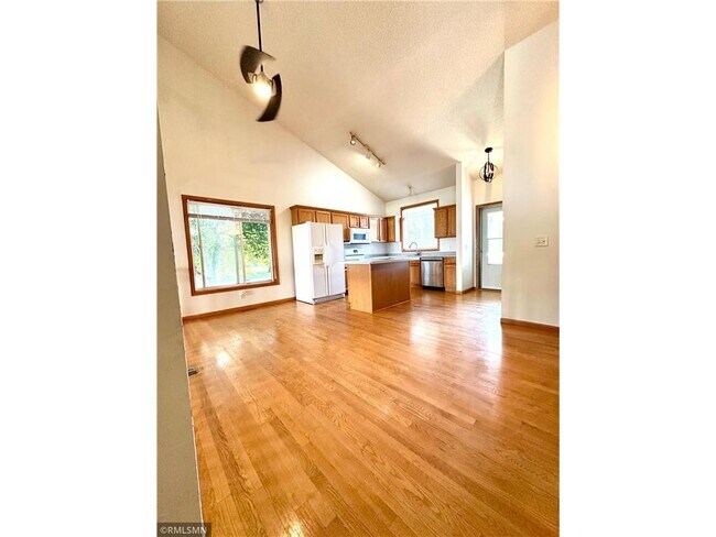 Building Photo - 1567 Dublin Ct