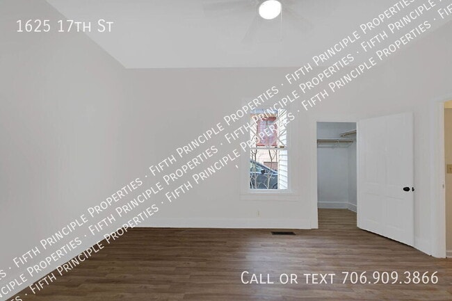 Building Photo - 1625 17th St