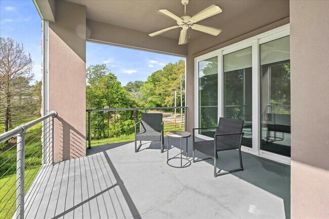 Building Photo - 1819 Buford Ct