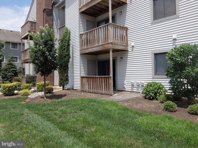 Building Photo - 5307 Ravens Crest Dr