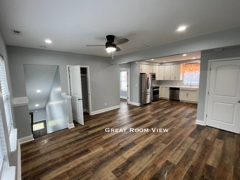 Primary Photo - 1014 Villa Ave