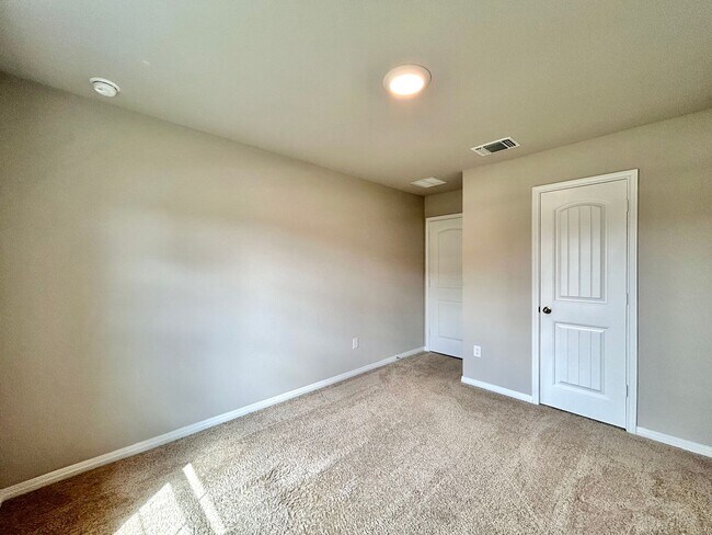 Building Photo - 13613 Rebecca Latimer Rd