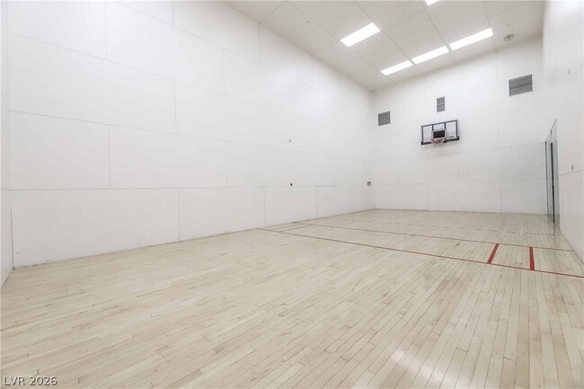 Building Photo - 4575 Dean Martin Dr