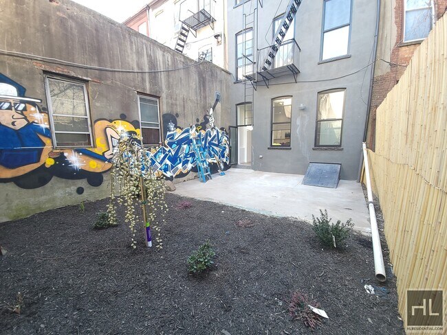 Building Photo - MALCOLM X BOULEVARD