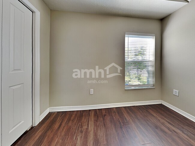 Building Photo - 16311 Bridgeglade Ln