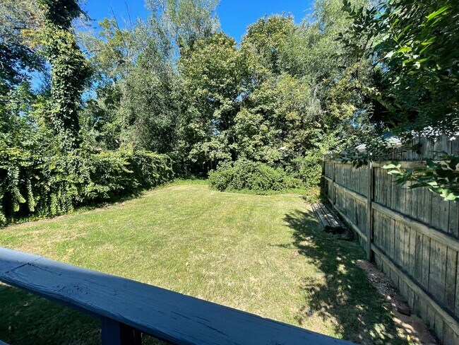 Building Photo - Adorable 3 Bedroom Twin FOR RENT in Millville NJ $1600