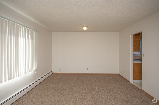 2BR, 2BA - 963 SF - Picasso Square