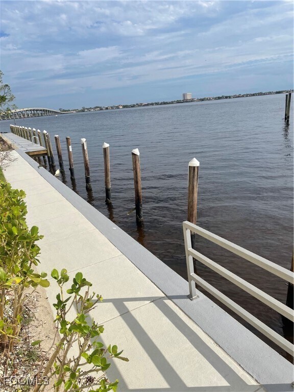 Building Photo - 1766 Cape Coral Pkwy E