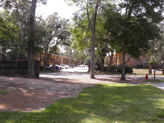Building Photo - 629 Gap Creek Dr