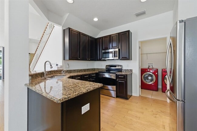 Building Photo - 11804 13th Way N
