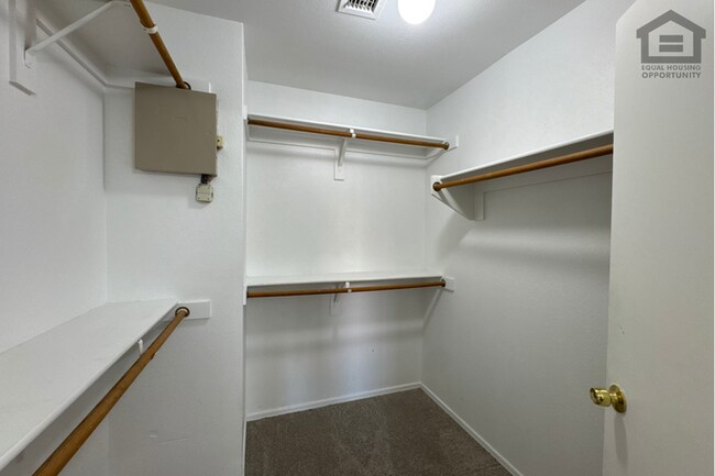 Building Photo - 5Bed/3Bath House at McDowell Rd/Avondale Blvd! Ready for Immediate Move-In!