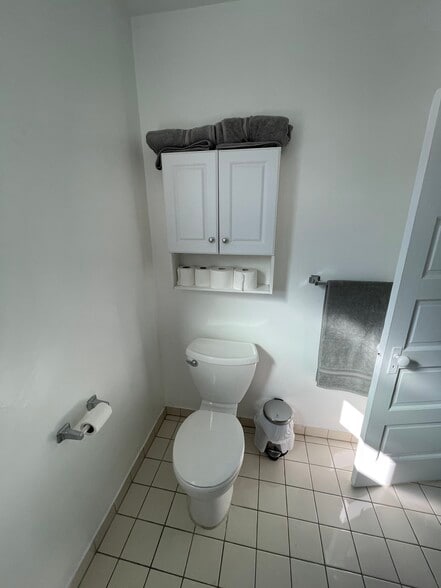 Building Photo - 4510 N Figueroa St