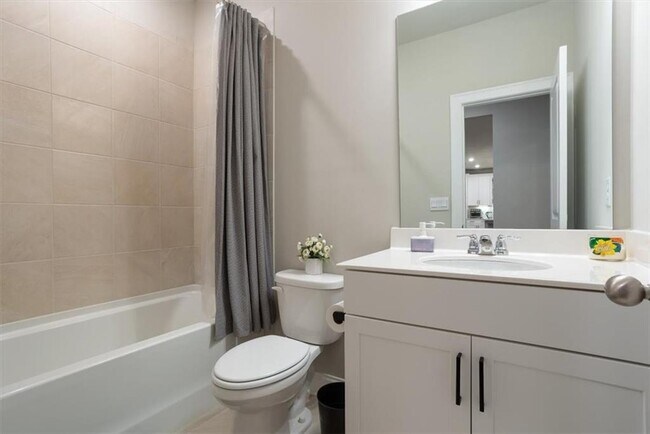 Building Photo - 4167 Bethany Manor Dr
