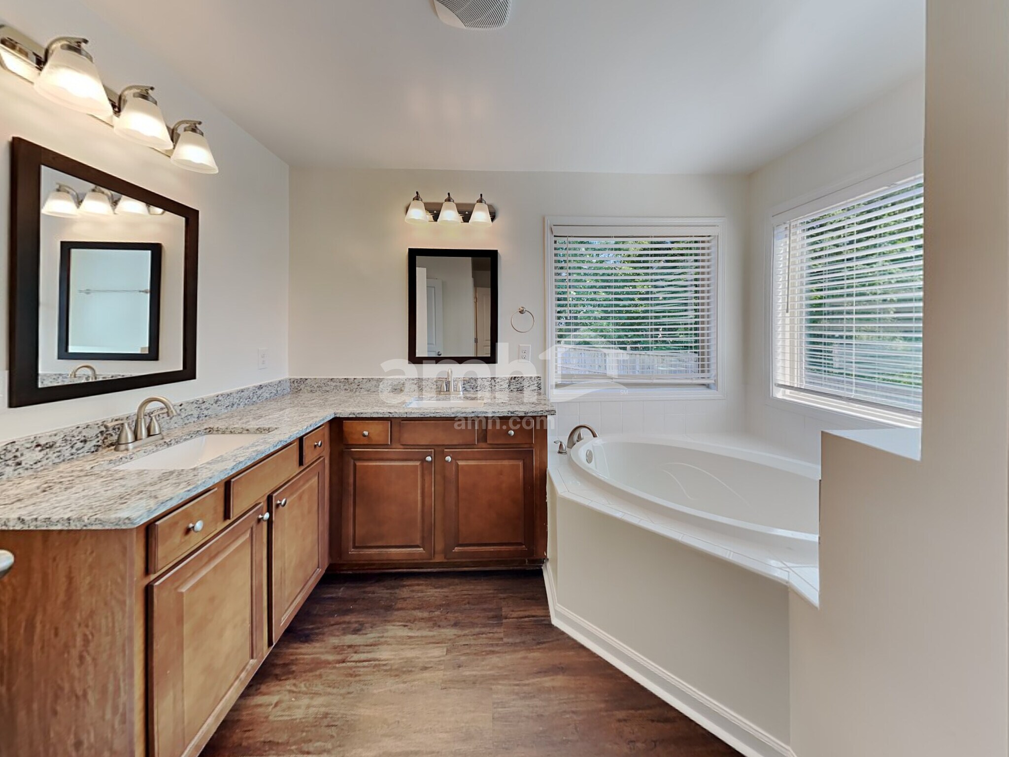 Building Photo - 1225 Grayson Oaks Dr
