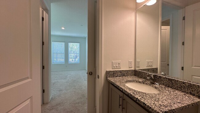 Building Photo - 8454 Sperry St