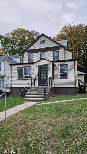 Primary Photo - 16 Main St