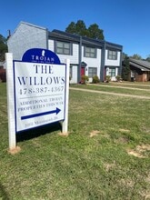 Building Photo - 1001 Morningside Dr