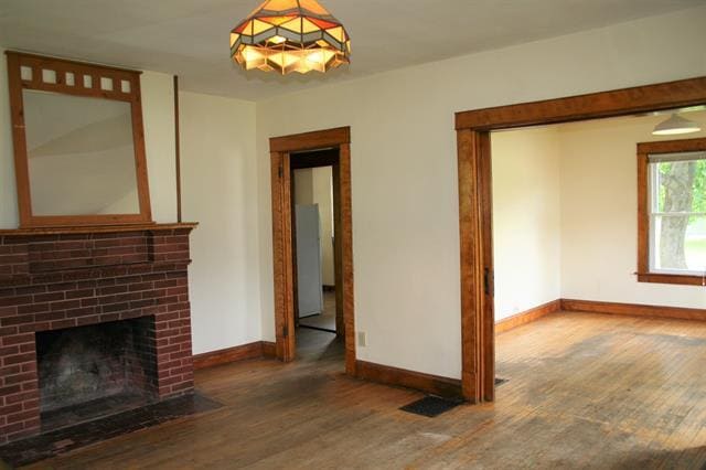 Building Photo - 429 S Windsor St