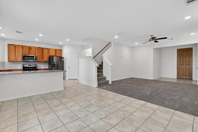 Building Photo - 3322 Nila Crk Dr