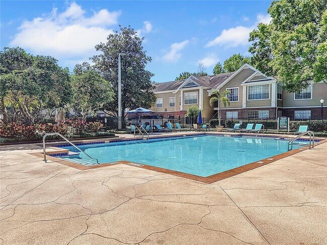 Building Photo - 13025 Mulberry Park Dr
