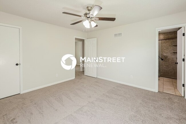 Building Photo - 3 Bedroom Pet-Friendly Home in KANSAS CITY, MO with Main Street Renewal