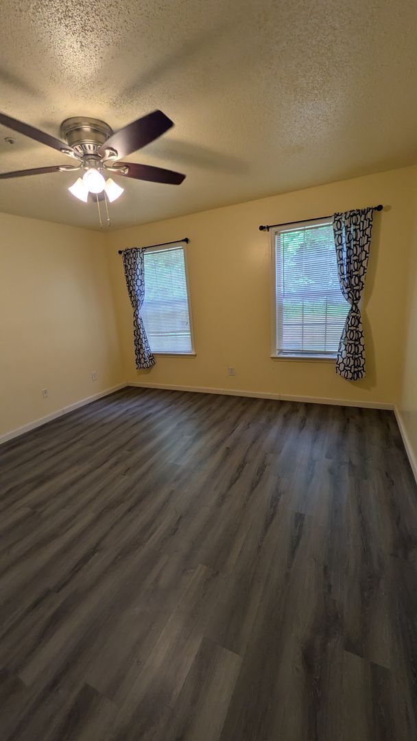 Building Photo - 417 Ridge Creek Dr, Clarkston, GA 30021
