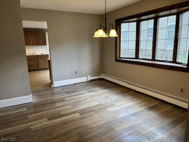 Building Photo - 50 Carey Ave
