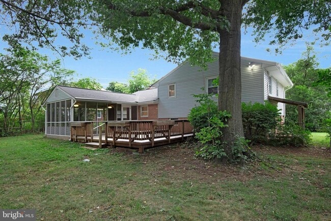 Building Photo - 14920 Carlbern Dr