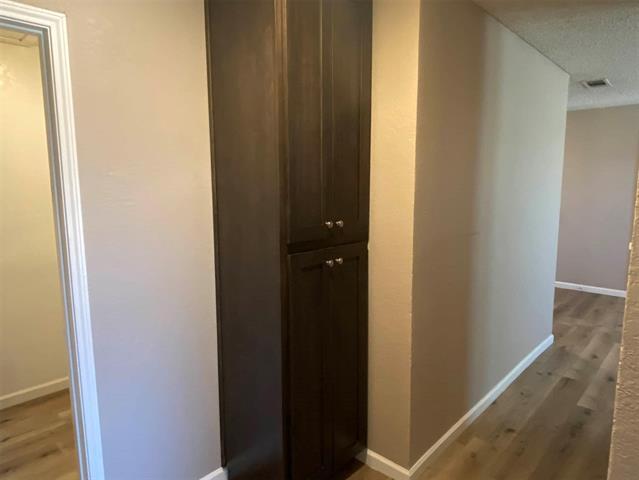 Building Photo - 319 SE 3rd St