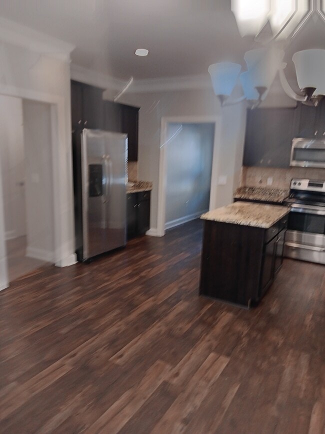 Building Photo - 173 Putters Dr