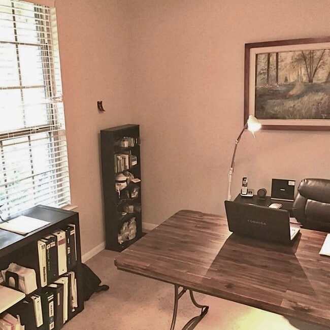 Building Photo - 6422 Addlestone Ridge Ln