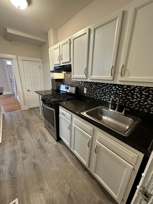 Building Photo - 4801 Cordelia Ave