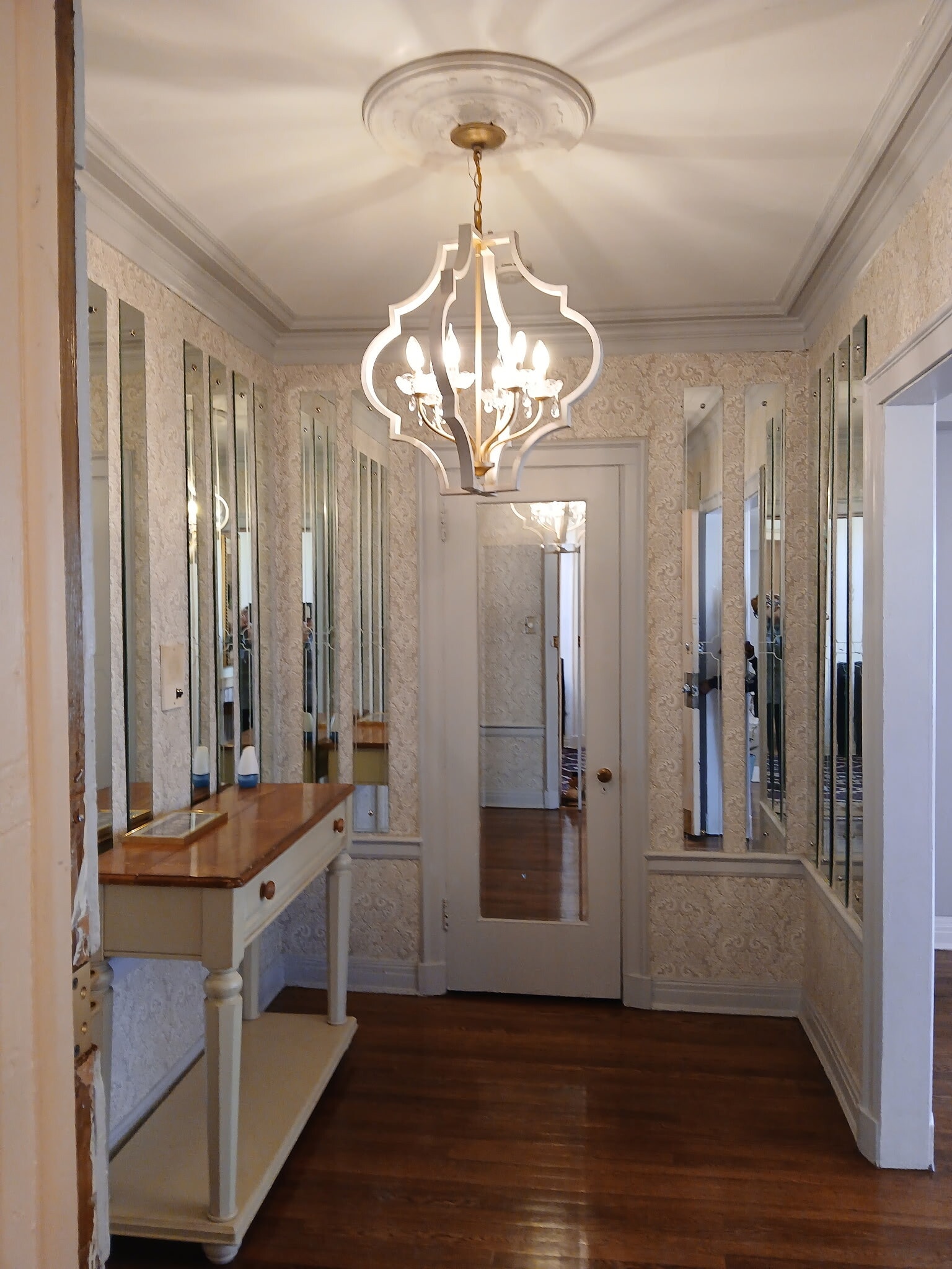 Building Photo - 6843 S Merrill Ave